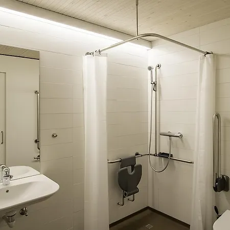 בית הארחה Schueuer Restaurant & Kultur